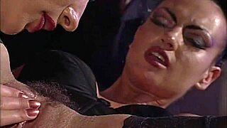 two beautiful sluts threesome guy bedroom action! 🔥💦