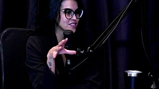 Hot santa caliente teaches trans fetish positions amid family drama letdowns