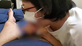 A delicious married woman sucks cock in her mouth - full video at xvideos!