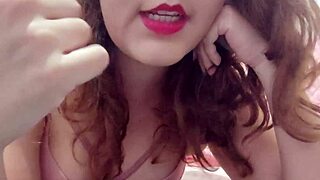 Camgirl's daily Q&A marital life