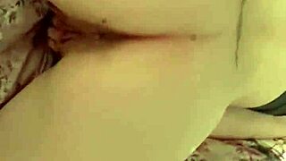 Big Ass Babe UK Wife Teases