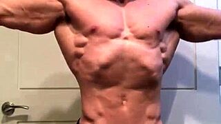 damn i looked shredded before arnold classic what do you think??
