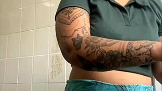 Watch My Swollen Big Pussy Lips Flash For Everyone To Crave