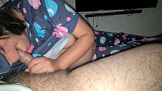 Pregnant stepsis begs for creampie despite her swollen belly