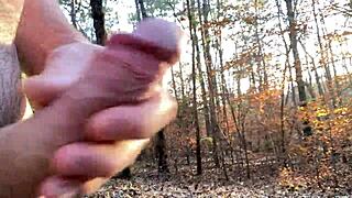 omg clitlicker662 flashes pussy outdoors then licks to orgasm in forest 🍑💦