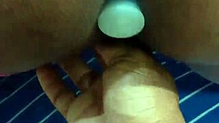cuzinho guloso flashes plug craving anal cum 