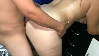 dude my stepsis begs me to pound her tight ass 😈 come watch!