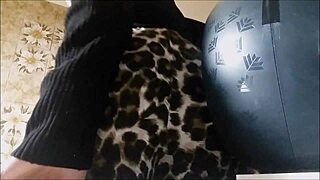 ever wonder how a young stepmommy tempts with her naked milf curves?