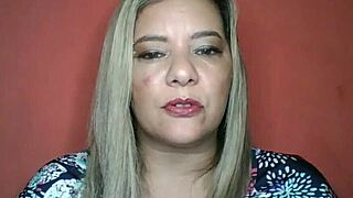 check out this erotic mexican mamae getting wild