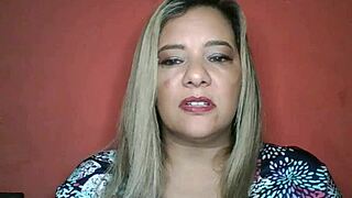 check out this erotic mexican mamae getting wild