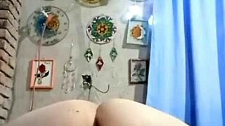 Marysubmissive update 36 curvy sub gives fat ass handjob 😈🍑💦