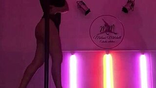 Doctor shakes her ass on the pole for you