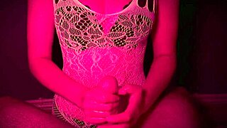 Best handjob ever from hot 18 year old girl!