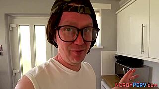 Leeds nerd tricks and fingerbangs skinny british amateur first-timer
