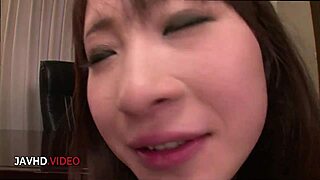 Yuwa Tokona blows before diving into group sex cumshot frenzy?