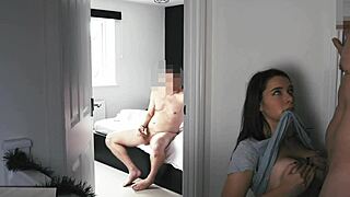 Anak Tiri Nakal Ketahuan Ngintip Ayah Tiri Onani Di Ep 22 Pt 1! 😲