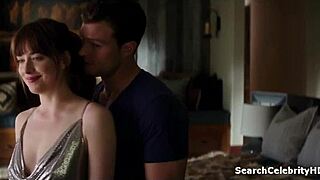 Dakota Johnson alasti raa'assa sidontakohtauksessa Fifty Shades Freed -kokoelmasta