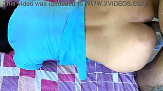 بهابي ساخنة من القرية، تريد مشاهدتها تُضرب دوجي في فيديو عالي الدقة؟