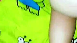 Wow! Pembantu Indonesia Jual Diri kepada Bos untuk Wang Tambahan, Kongkek Liar!