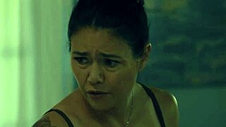 ميلف أم زوجة آسيوية ترتدي ابن زوجها زي الجيش لزوجها! لعب أدوار مثير!