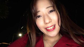 키 큰 음란한 유부녀 나이트 셀럽으로 아스미 칸나의 보지에 뛰어들어