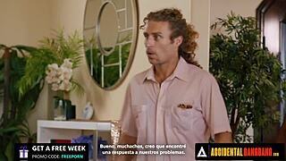 Véletlen csoportos baszás bontakozik ki, ahogy a forró Casey Calvert unaloműzésre dugatja magát francia felirattal