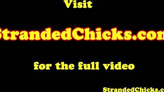 Йо, тази загубена рускиня 18+ има циците покрити със сперма!