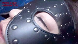 Nana Japan utfører SM lek med blowjob, håndjob og leker