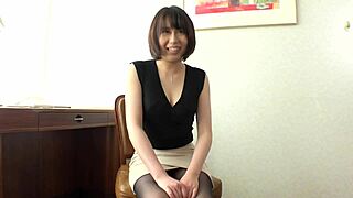 Fuld version af sexet asiatisk sex med små patter