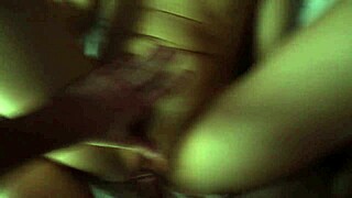 Asian Sage Teller ngentot dan nyedot di setiap pose panas