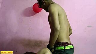 जस्मीन, वो बॉल्स डीप एनल ले लो और अपना गेपिंग चूत दिखाओ