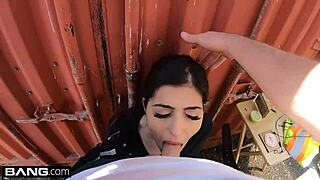 Jeg blev fanget i at sutte en politimands pik som en dårlig latina pige