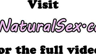 דוגמנית יפהפייה עושה דיפטרוט ומזדיינת כל כך יפה! 😘