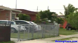 Hej, tjek disse amatør college twinks der onanerer udendørs i det fri