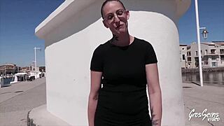 Arianna, 34 ans, Brune stupéfiante aux seins massifs