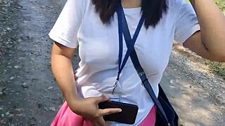 Пинай студентка яко я чукат и не плащат след див секс!