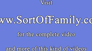 Ух, дредлок падчерица сосет белого отчима по-настоящему хорошо