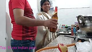 Everbest xxx hindi πορνό με τη μητριά του χωριού να γαμάει σκληρά