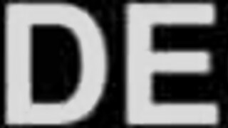 我看着荡妇Violet被尿淋湿，从三根鸡巴接受双阴道和肛交