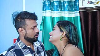 デシ教師が生徒の母親と激しいアナルスラム - フルアクション！