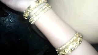 देसी गर्लफ्रेंड्स एक्स-बॉयफ्रेंड्स के साथ फर्स्ट नाइट सीक्रेट अफेयर