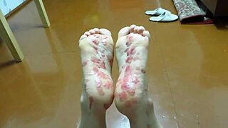 Hei, haluatko nähdä miten hallitsemme kutittamalla ja vahalla?