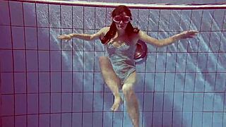 Sexy pornstjerne liten små pupper russisk tenåring Libuse blond kjæreste strand brunette liten pupper petite babe pupper pornstjerne venn