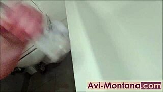 Ik masturbeer op camera voor het eerst, oh god zo opgewonden voor dat orgasme!